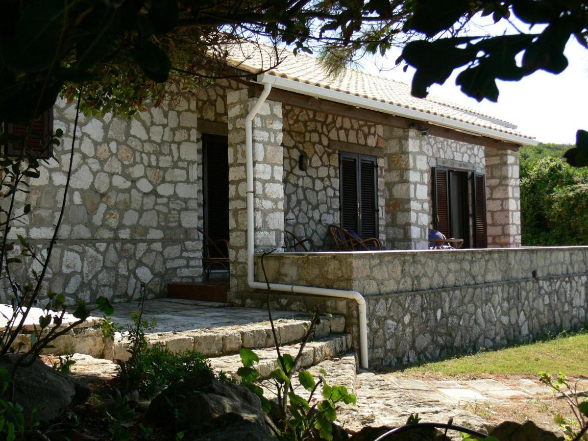 Villa Quietude Agios Stefanos Avliotes  ห้อง รูปภาพ