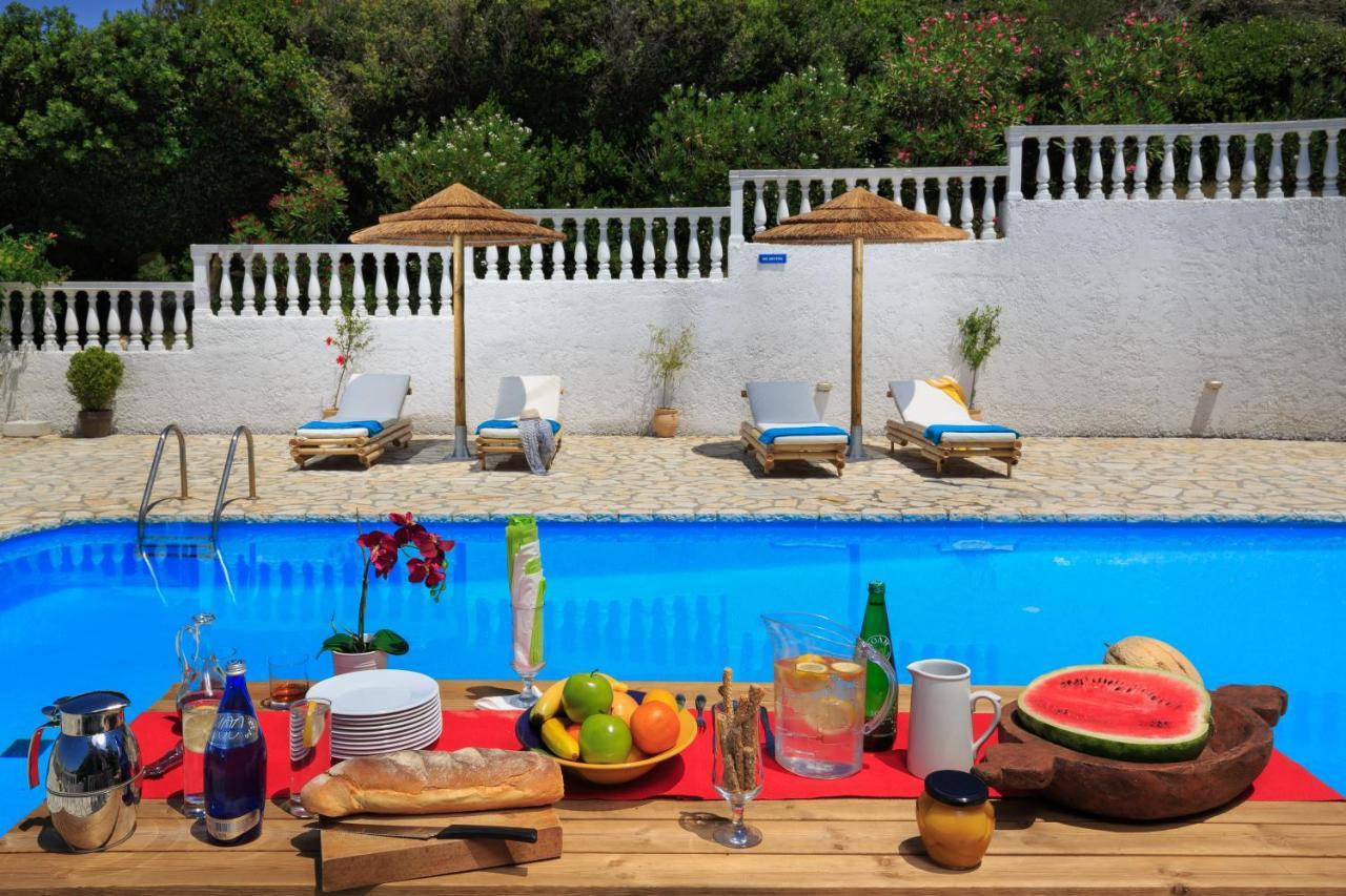 Villa Quietude Agios Stefanos Avliotes  ภายนอก รูปภาพ