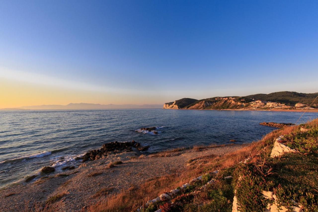 Villa Quietude Agios Stefanos Avliotes  ภายนอก รูปภาพ